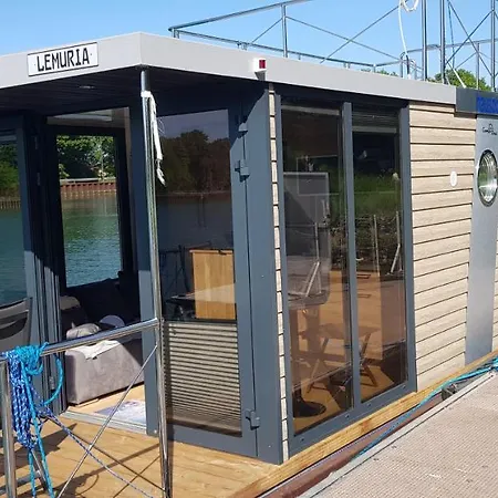 Hausboot-nrw Úszó hotel